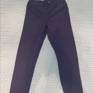 Athletic plum purple leggings